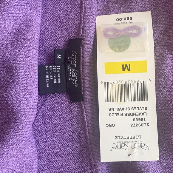 Shawl neck Karen Kane sleeveless top - Picture 3 of 3